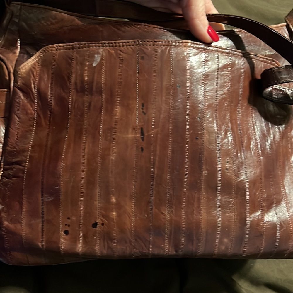 Vintage Leather Victory Shoulder Bag - Picture 3 of 8